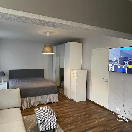 Apartment In Center *